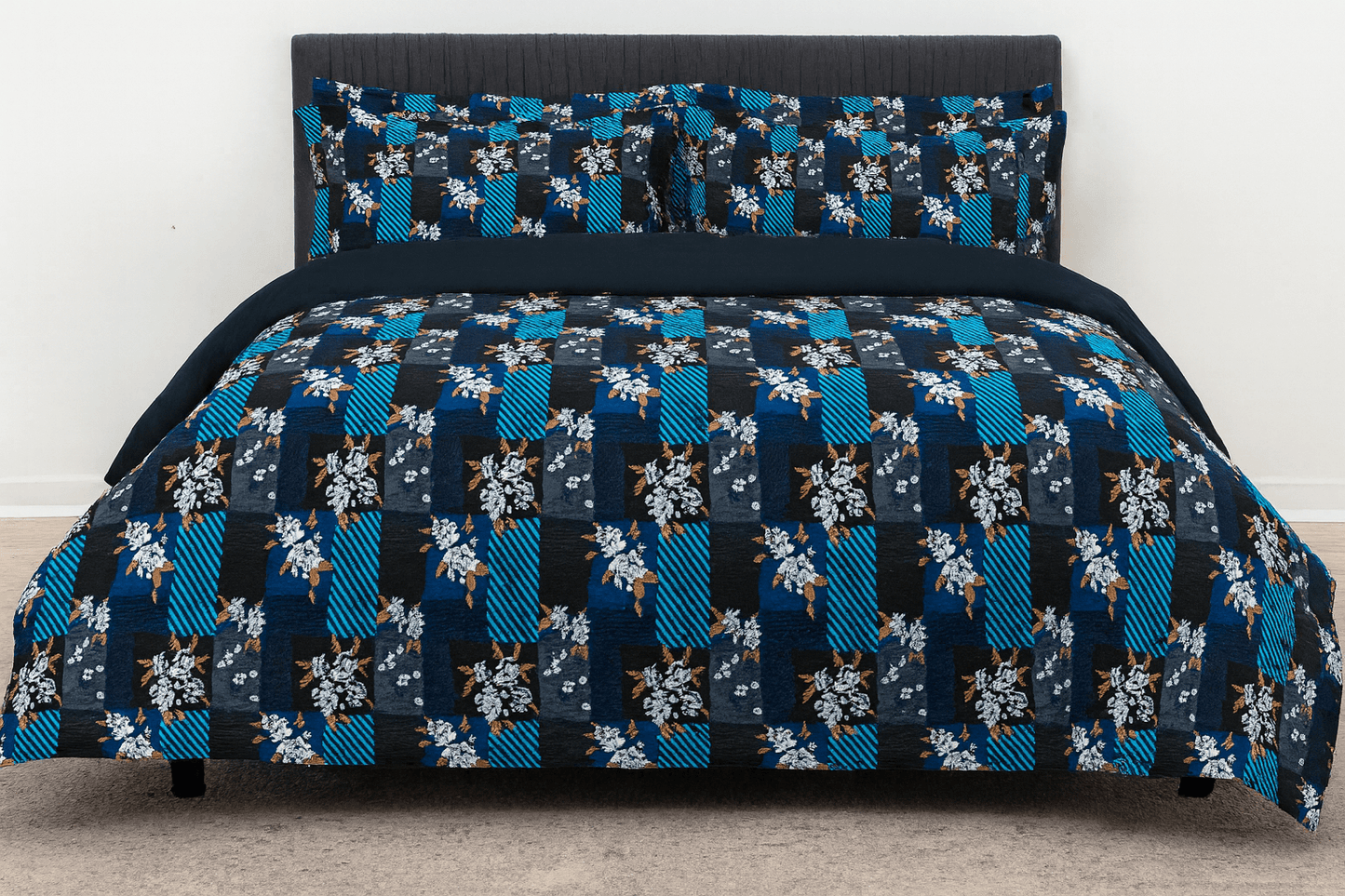 Luxury Black & Blue Floral 3D Cotton Bedsheet Set – Premium Double Bed Sheet with Pillow Covers